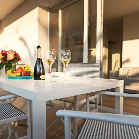 Via Firenze 11 * Follonica