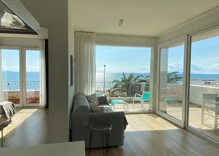 Via Firenze 11 Appartamento *