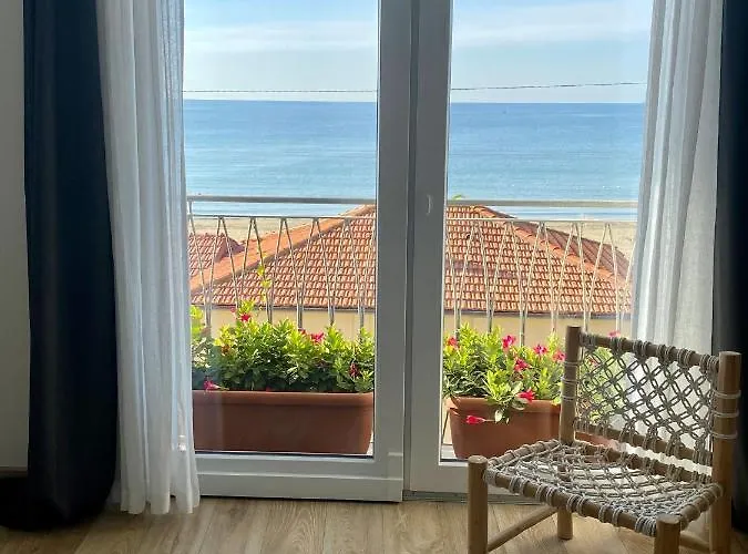 Via Firenze 11 Appartamento Follonica