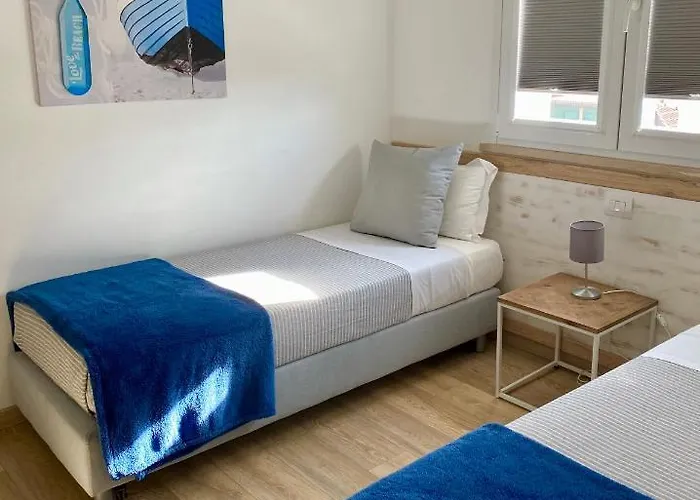 Via Firenze 11 Appartamento *