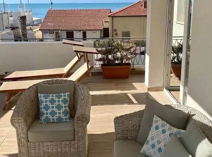 Appartamento Via Firenze 11 *