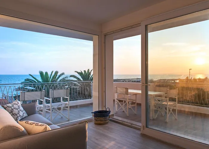 Via Firenze 11 Appartamento *