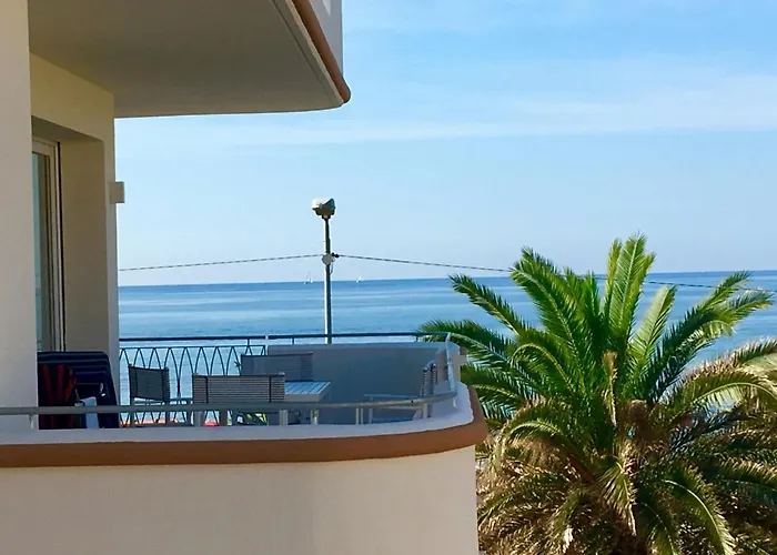 Appartamento Via Firenze 11 *