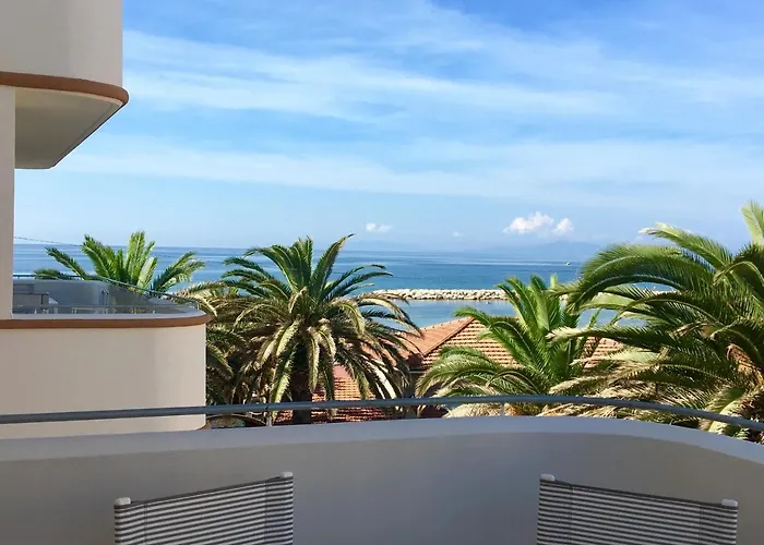 Via Firenze 11 Appartamento *