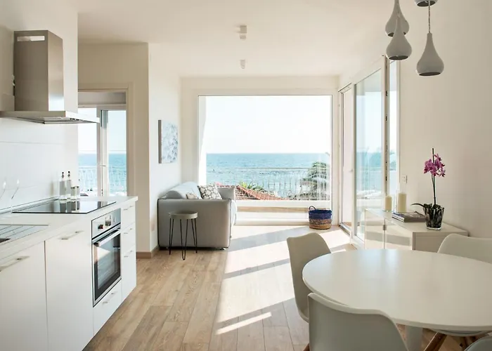 Via Firenze 11 Appartamento *